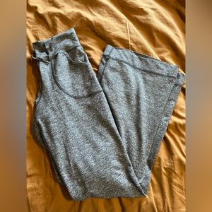 Lululemon wide leg size 2